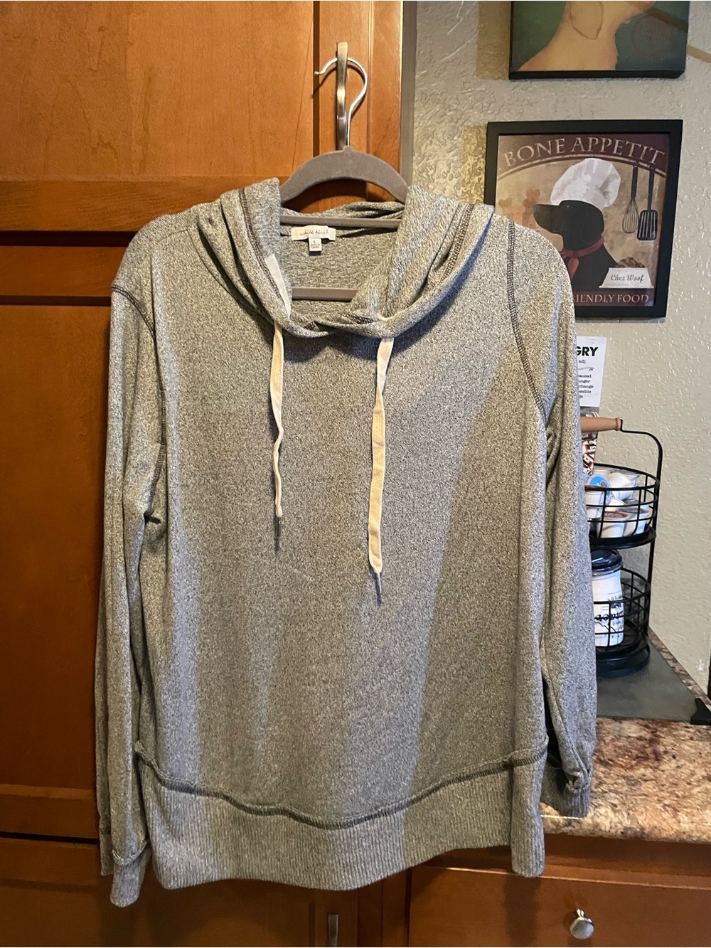 white birch Heather Gray Men's Hooded Pullover Sweatshirt